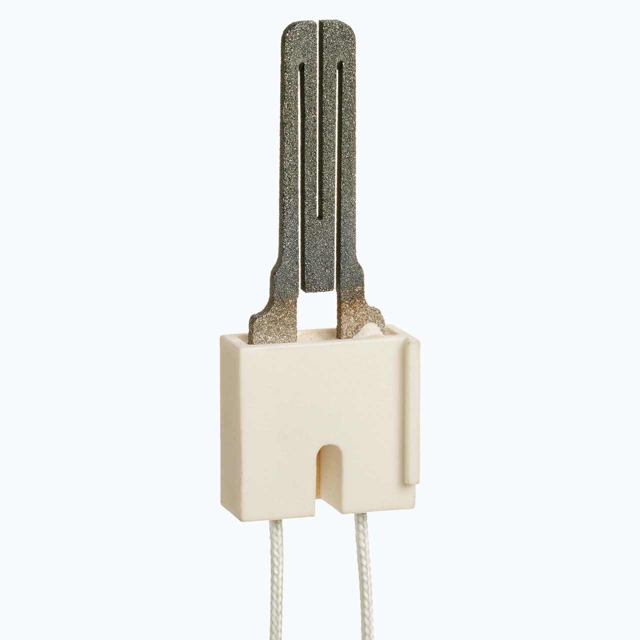 Resideo Q4100C Q4100C9046 Hot Surface Igniter, 120 VAC, Natural Gas, Propane (LP), 19-1/8" Lead Length, Wired / Lead Wires, Rib Mount (Right Edge), Bracket Mount, Stripped End Terminal Type, Silicon Carbide